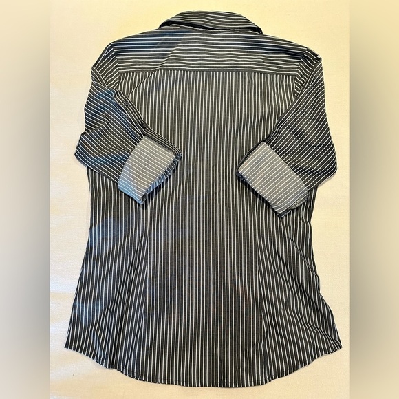 Express Women’s Grey & White Stripe Button Down Blouse in Size Small - Picture 8 of 8